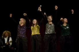 Nya Kvastar - Nyrsrevy 2011 - Folkteatern